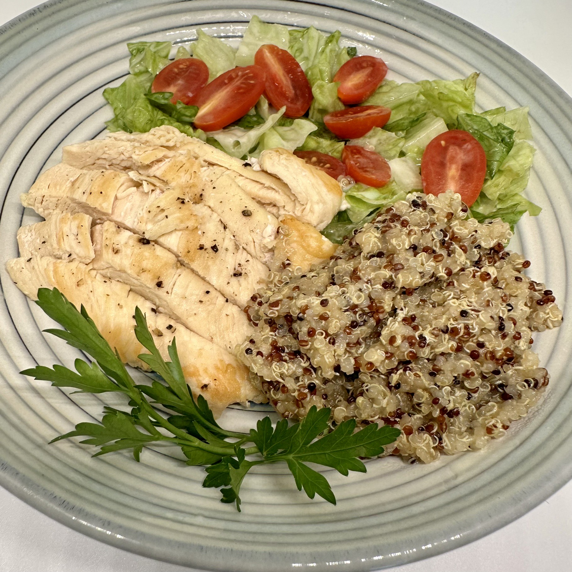 romaine dinner salad with chicken and quinoa